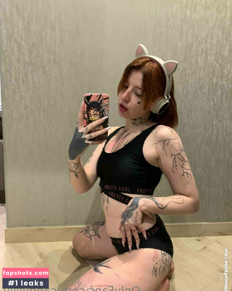 brattyauroravip gallery photo #14