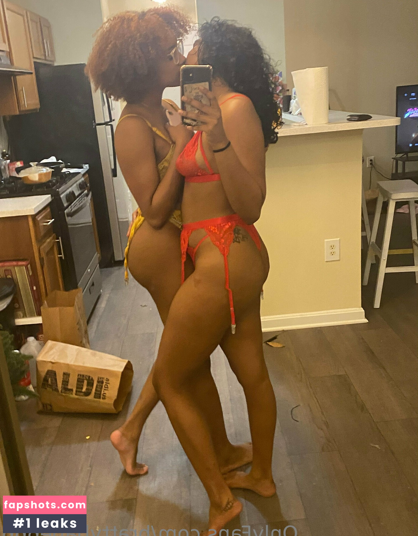 brattybabe666 gallery photo #6