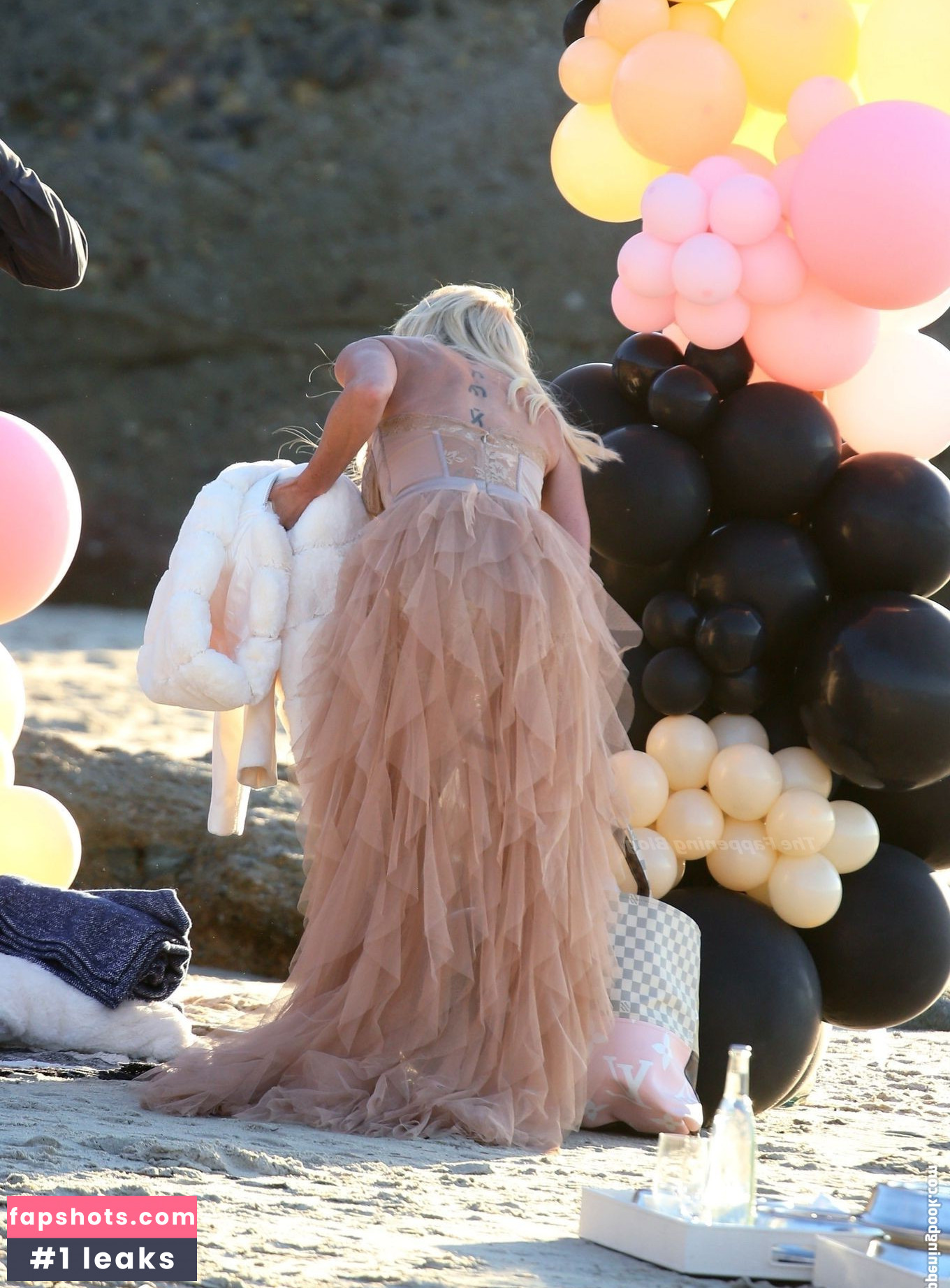 Braunwyn Windham-Burke gallery photo #7