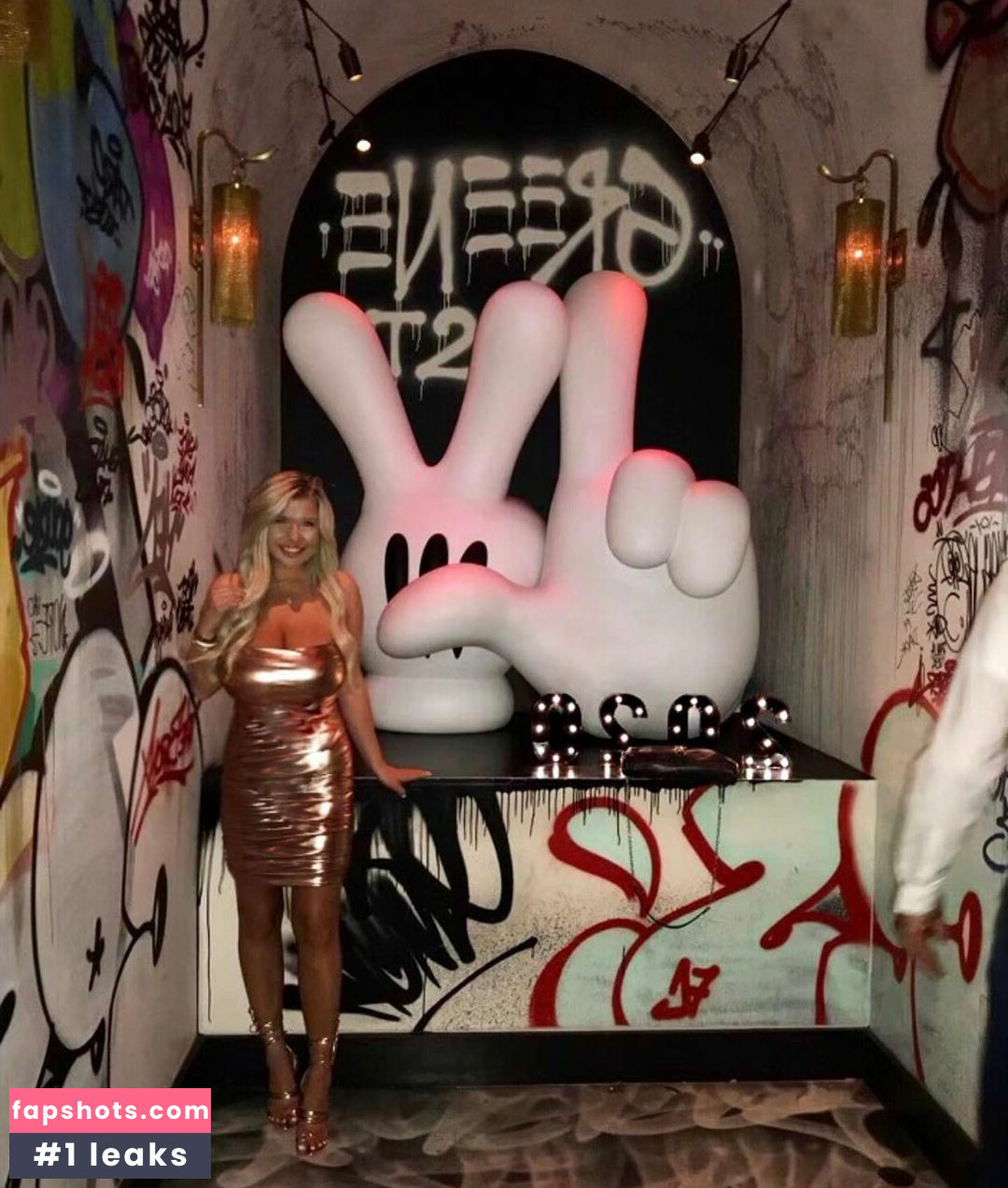 Bree Elizabeth gallery photo #20