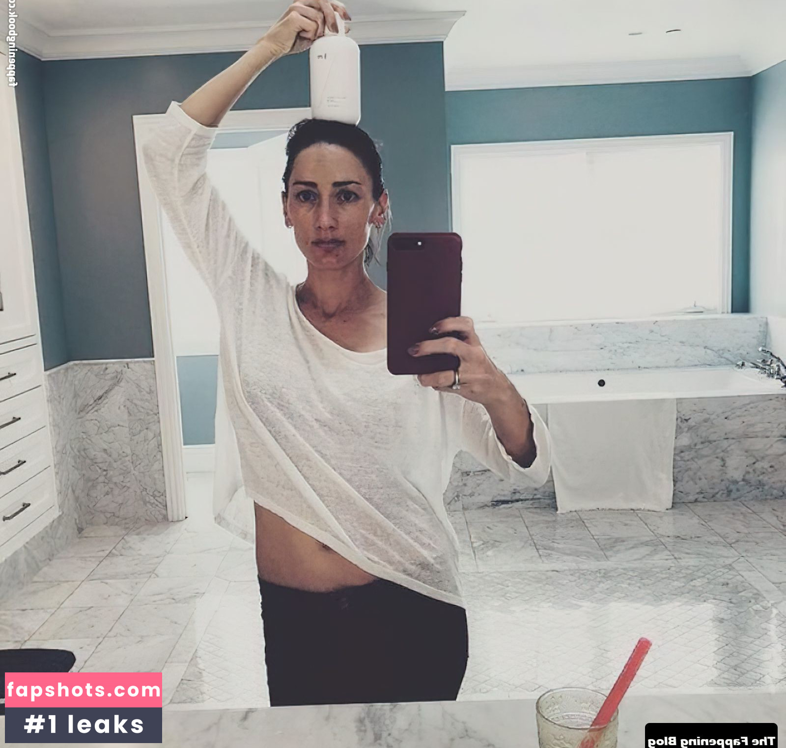 Bree Turner nude babe gallery