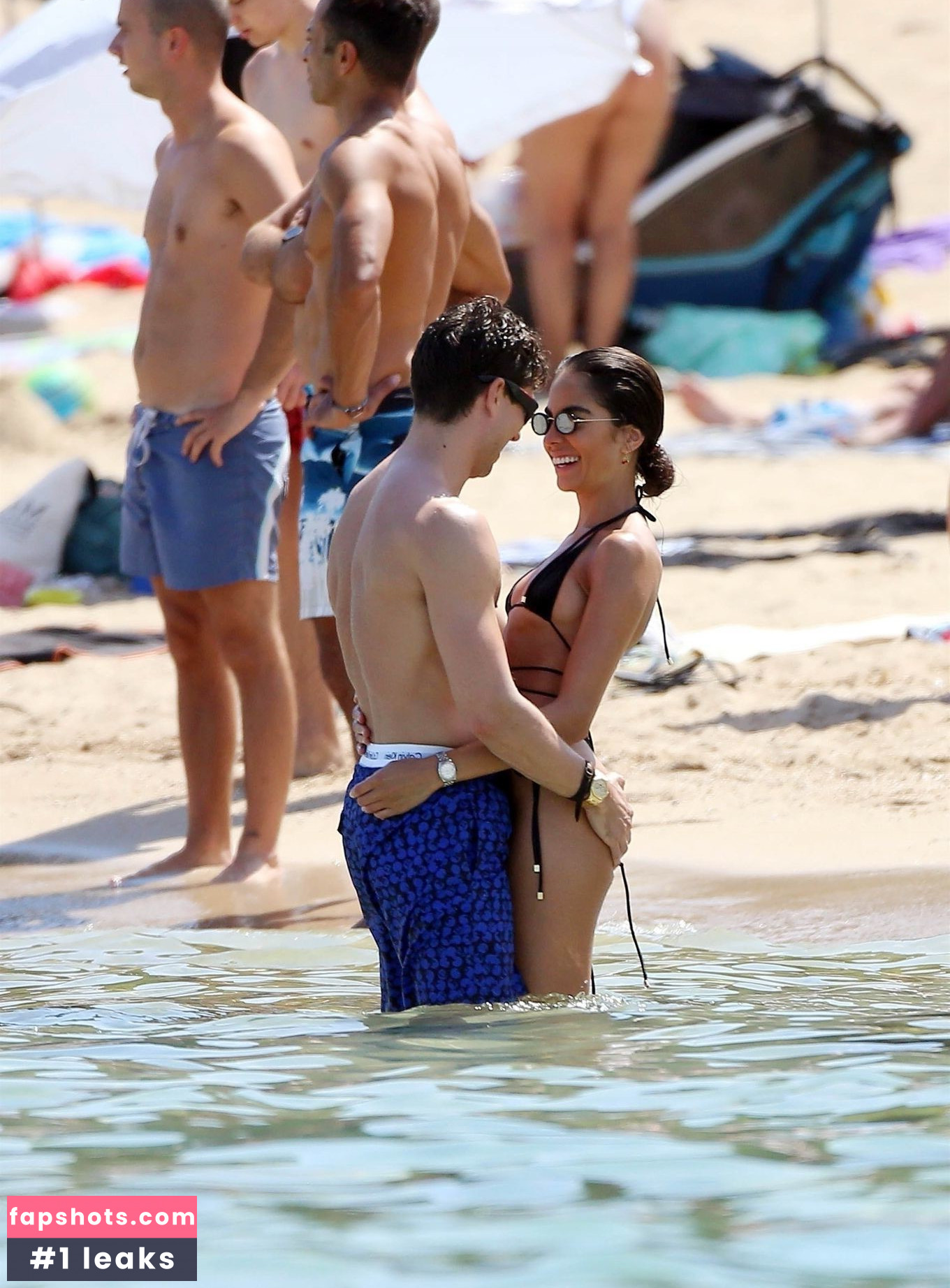 Brenda Santos gallery photo #57