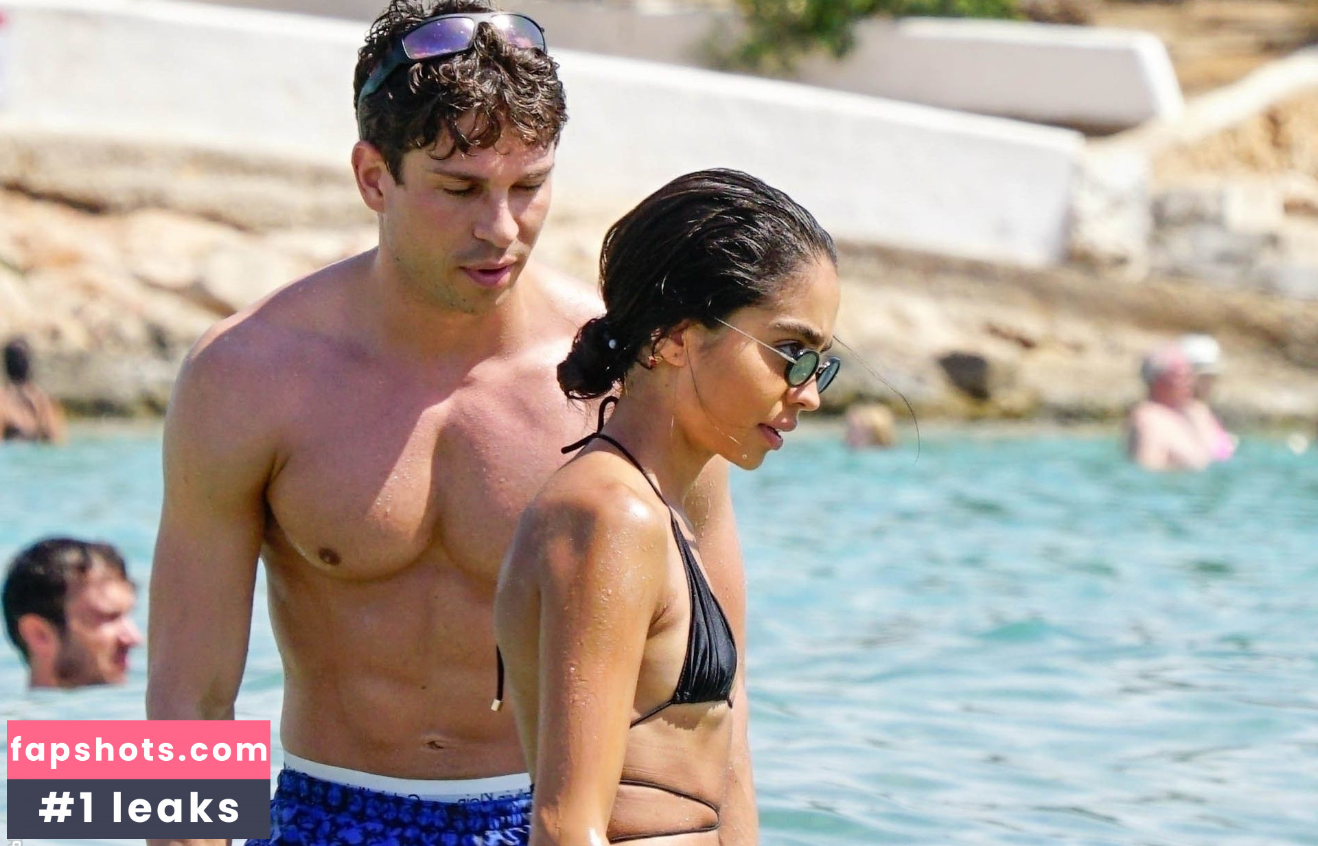 Brenda Santos gallery photo #9