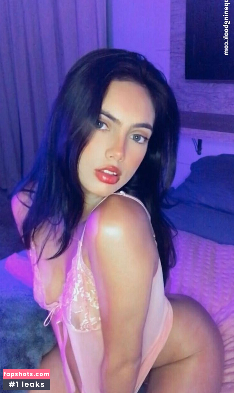 Brenda Trindade gallery photo #640