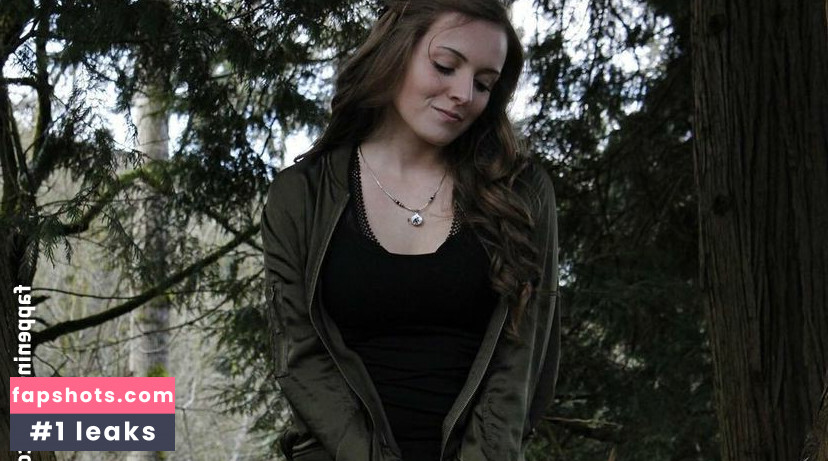 Brenna Winters gallery photo #12