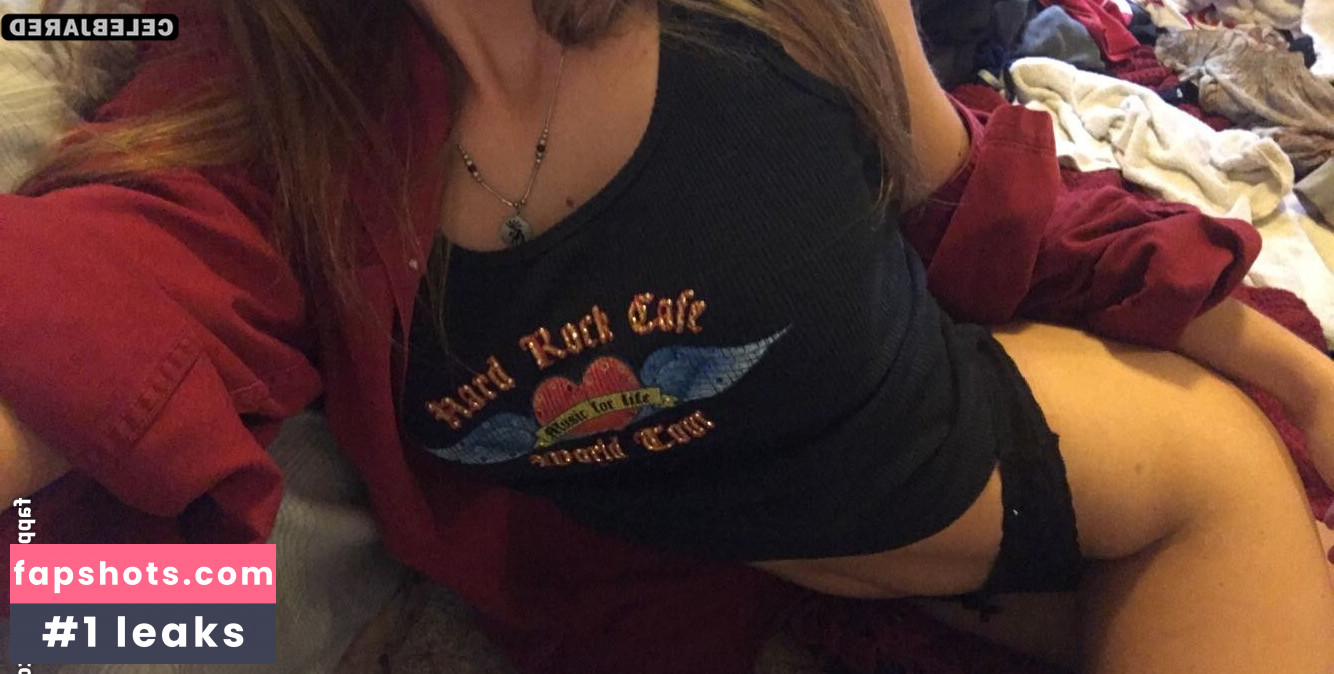 Brenna Winters gallery photo #7