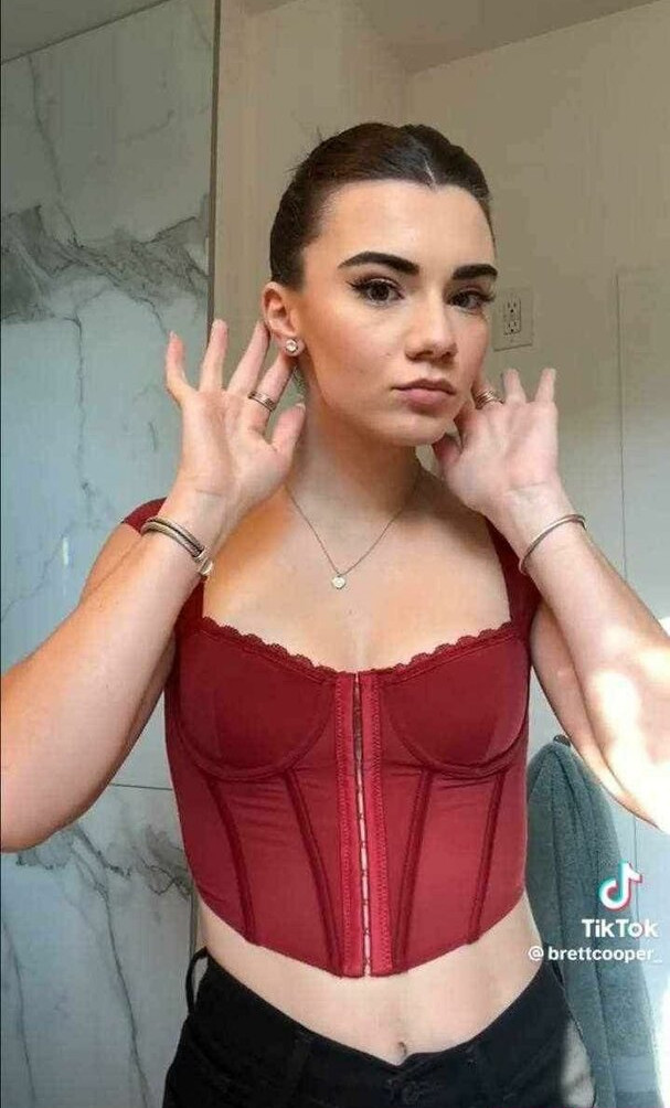 brett-cooper gallery photo #242