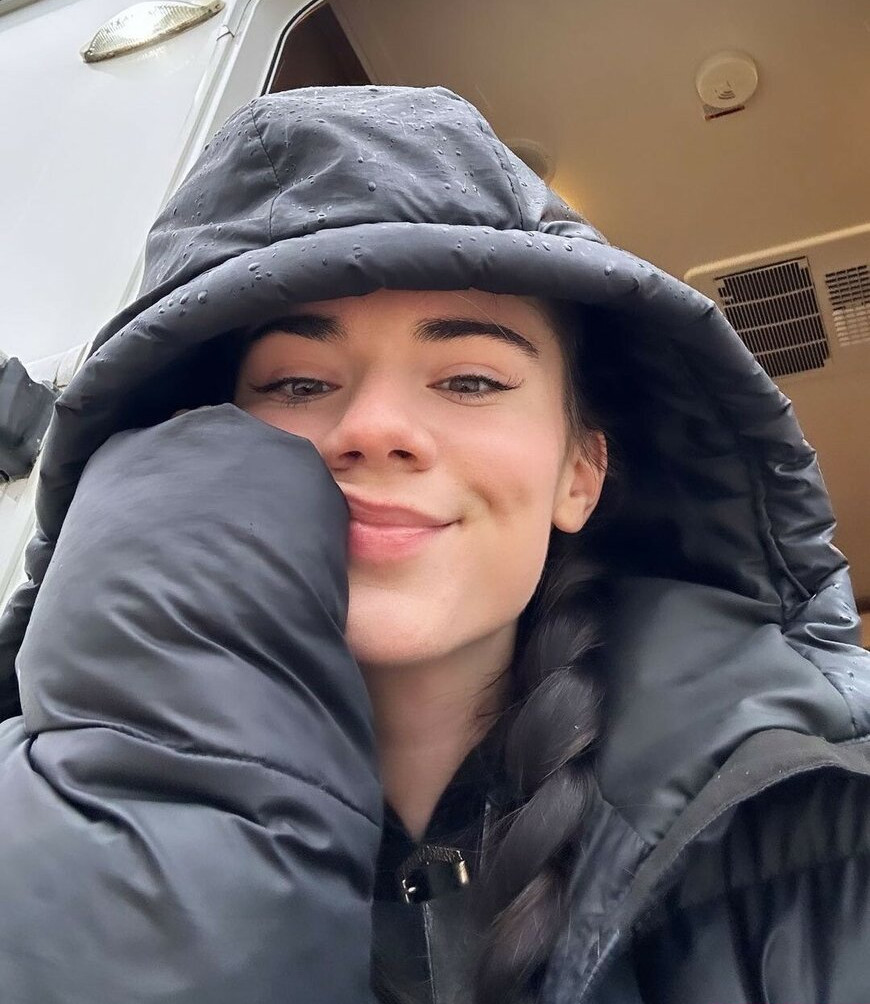 brett-cooper gallery photo #246