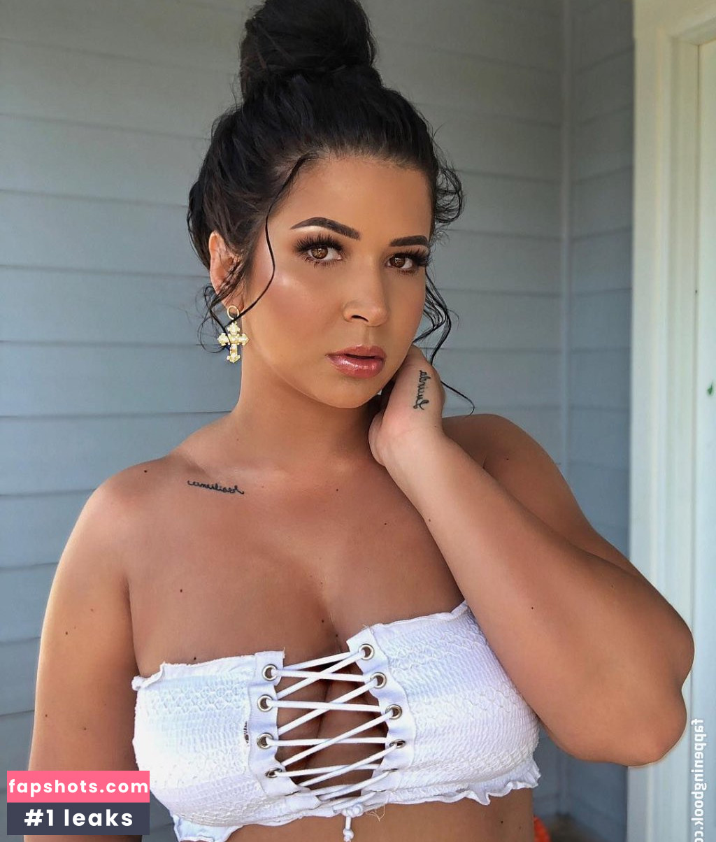 Bri Martinez gallery photo #17