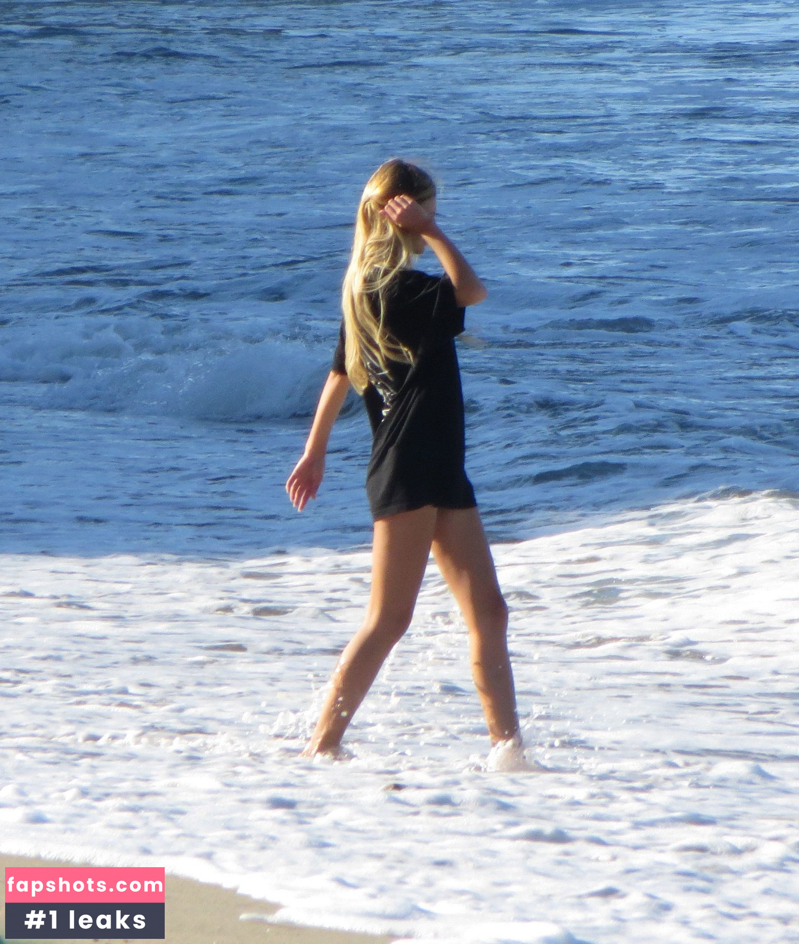 Briana Jungwirth gallery photo #112