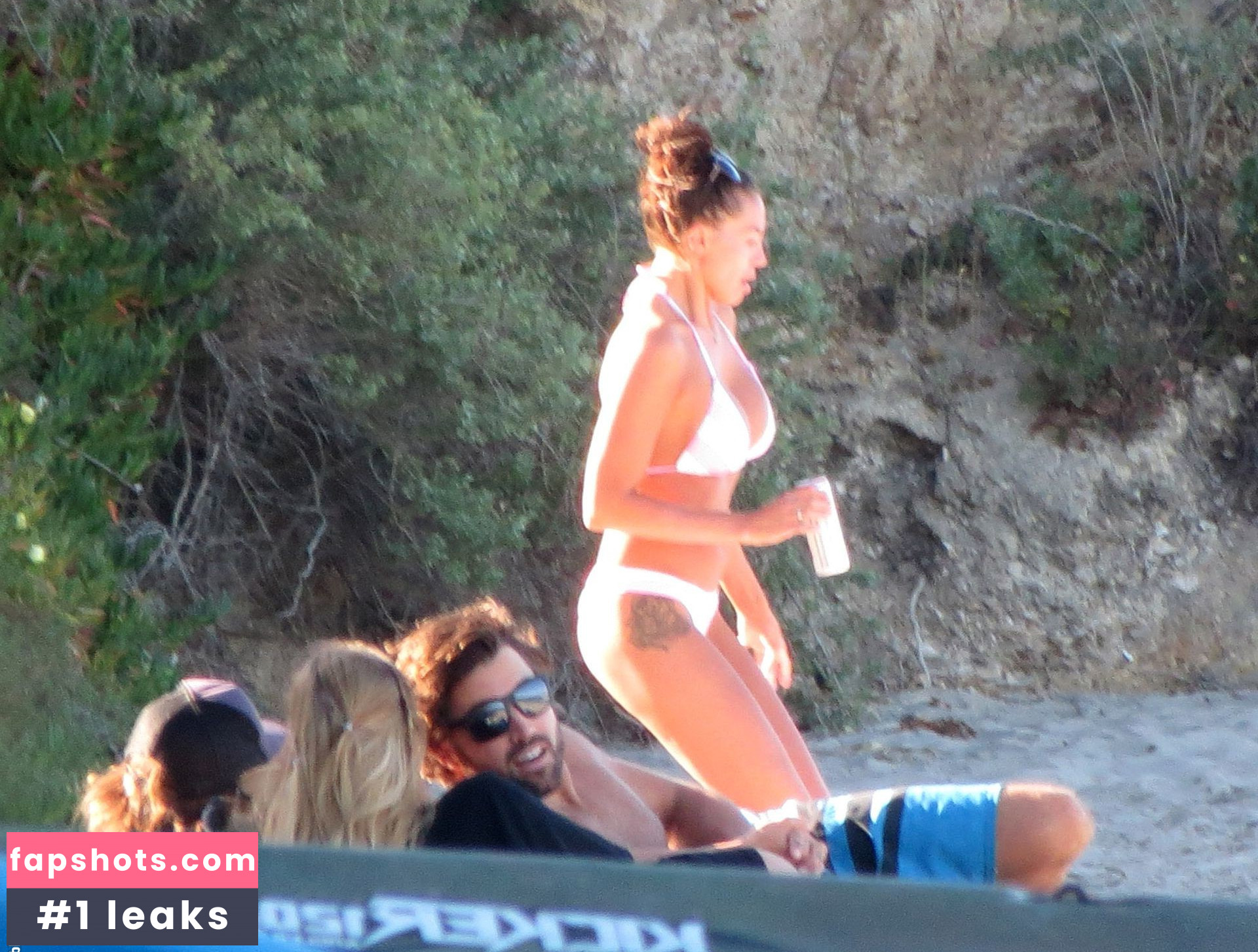 Briana Jungwirth gallery photo #116