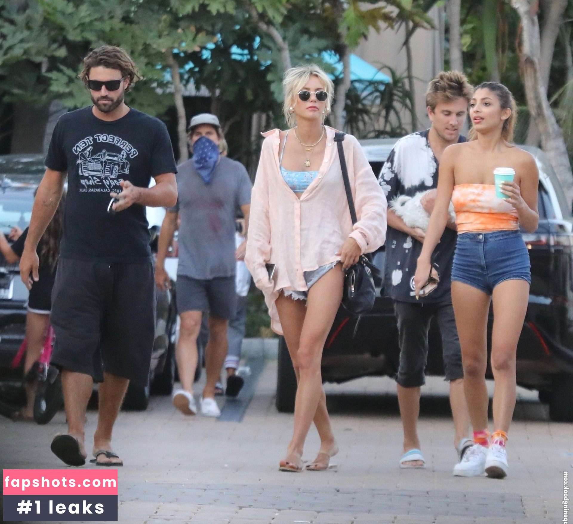 Briana Jungwirth gallery photo #13