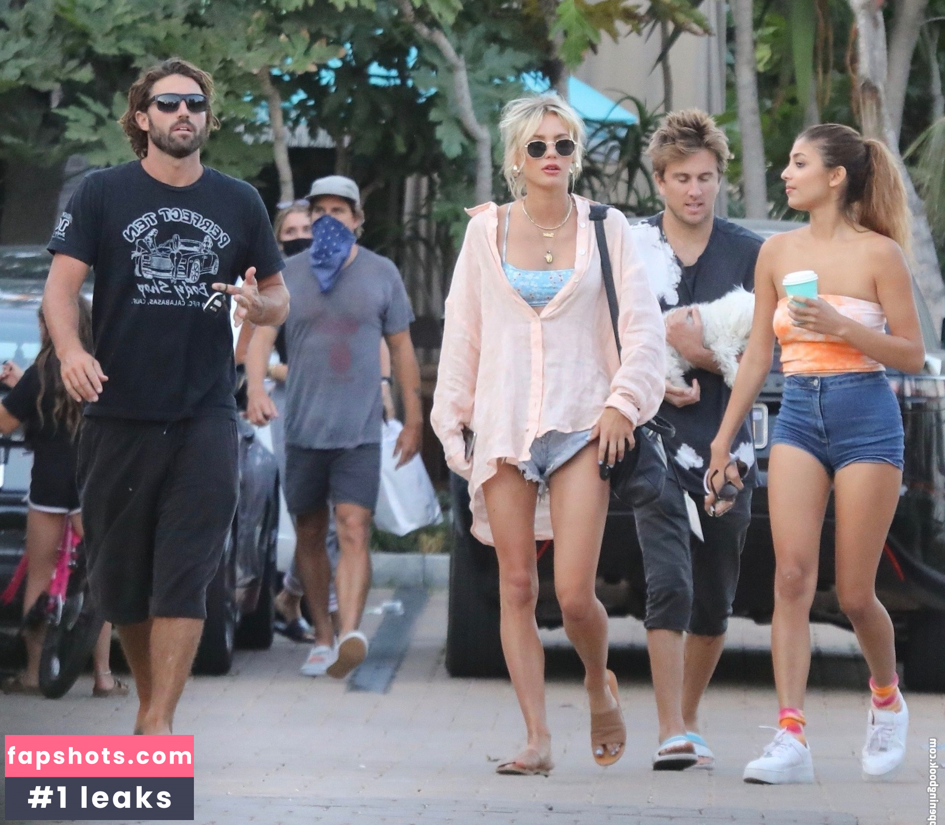 Briana Jungwirth gallery photo #15