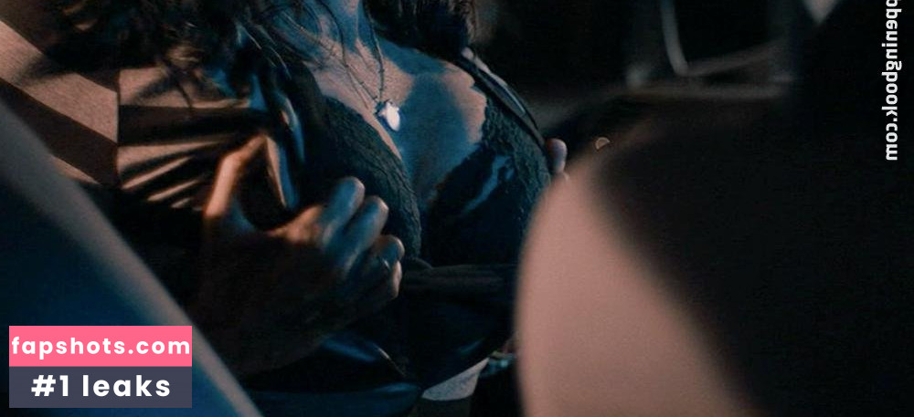 Briana Mackay gallery photo #3