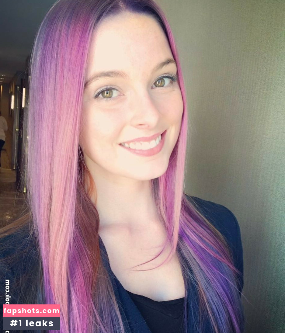 Briana White gallery photo #14