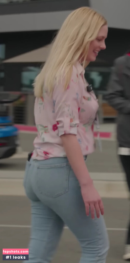 Briana White gallery photo #21