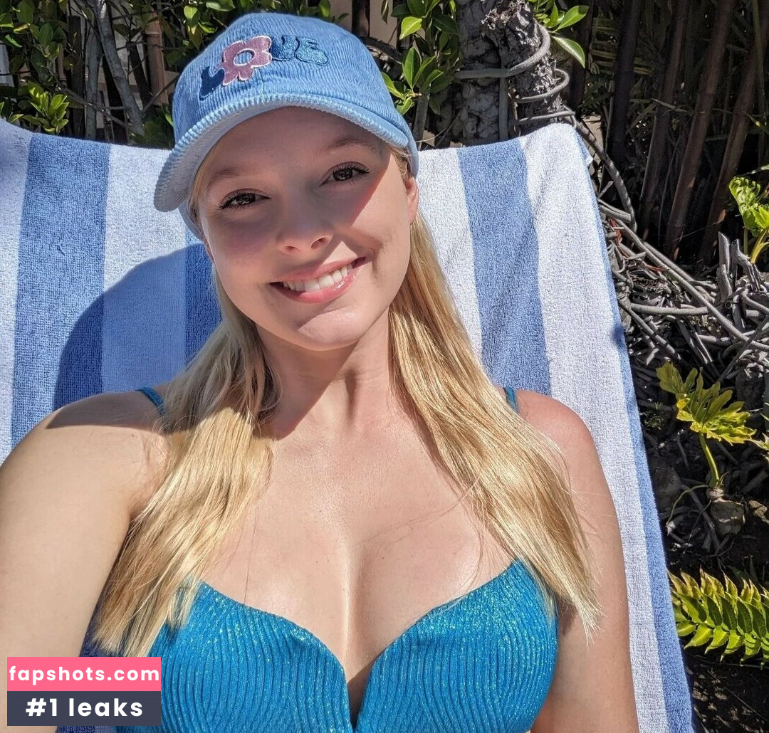 Briana White gallery photo #27