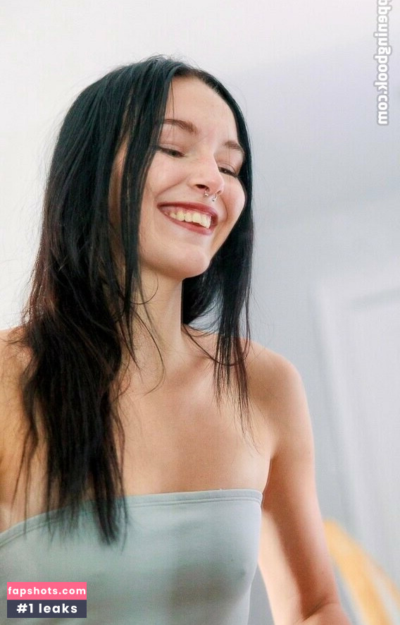 Brianna 0fficial gallery photo #2