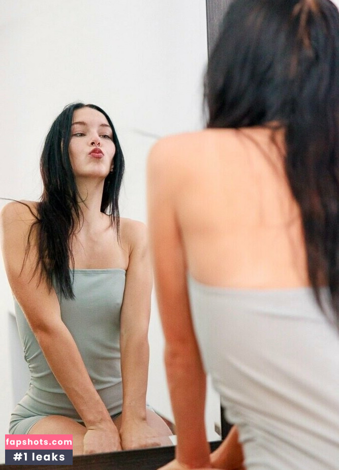 Brianna 0fficial gallery photo #5