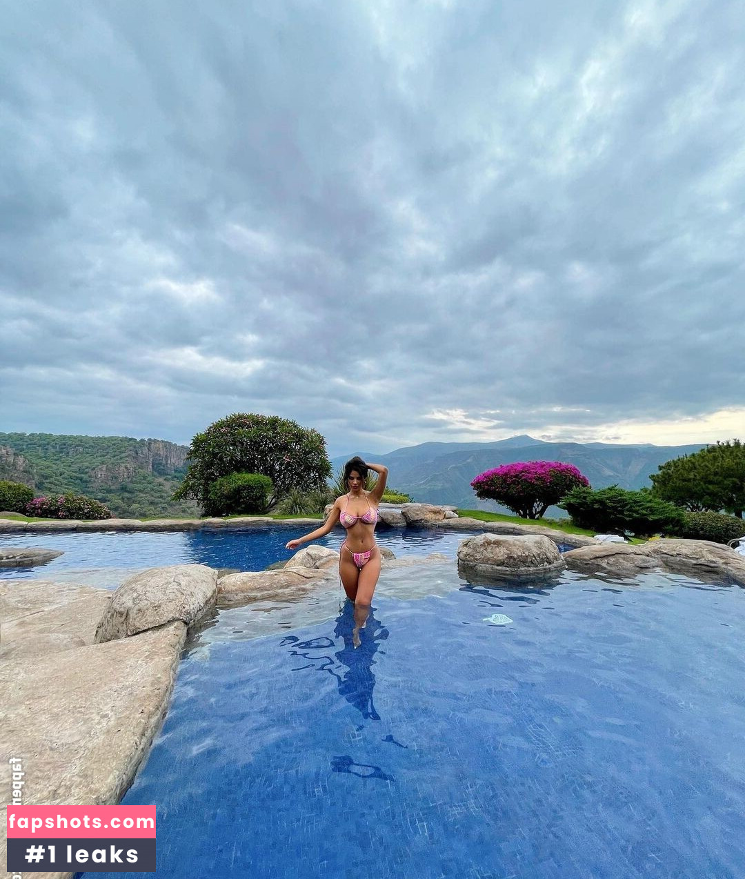 Brianna Gonzalez gallery photo #21