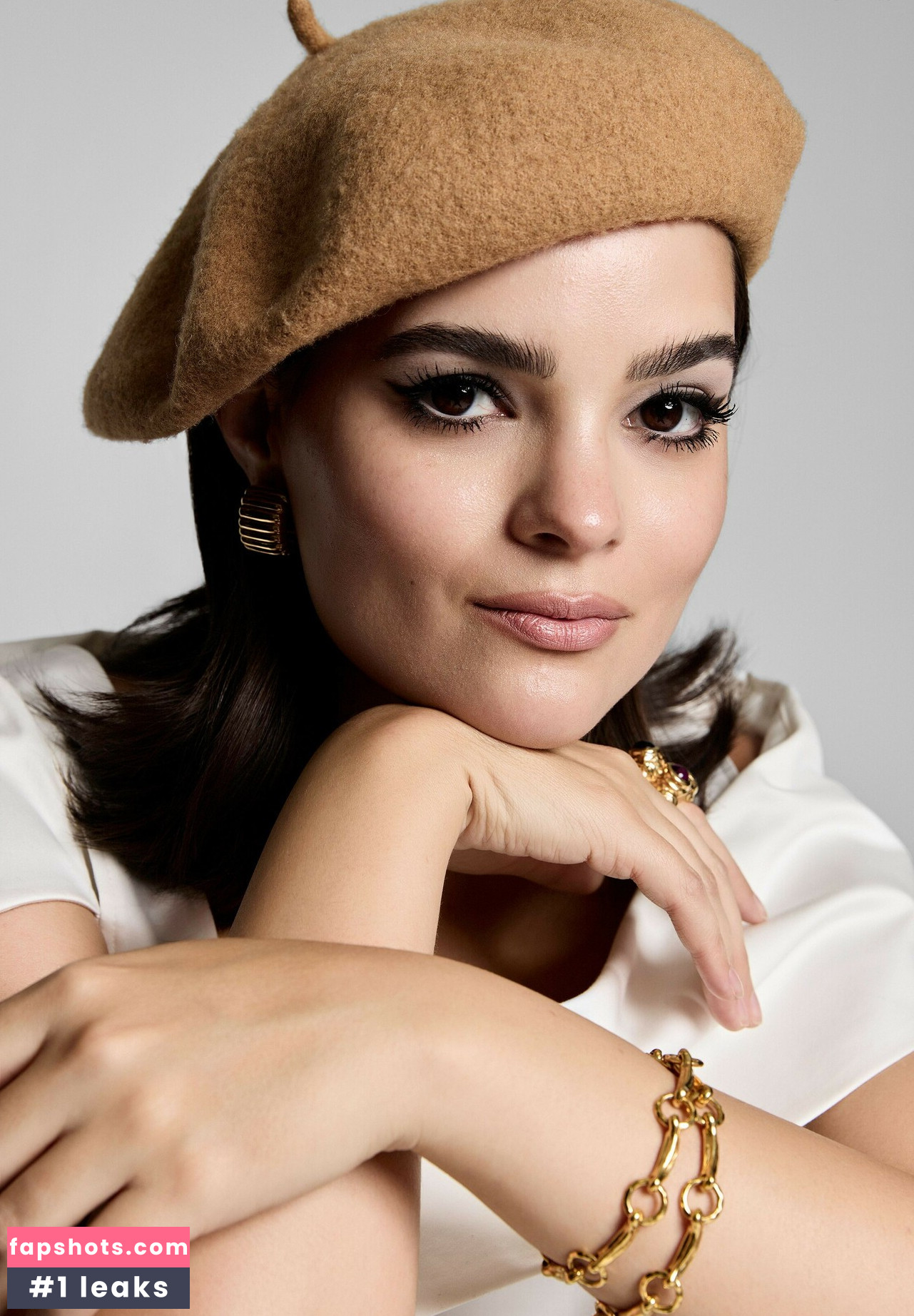 Brianna Hildebrand gallery photo #27