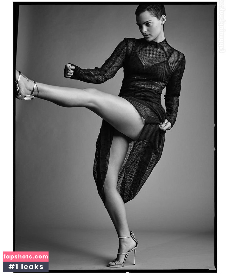 Brianna Hildebrand gallery photo #50