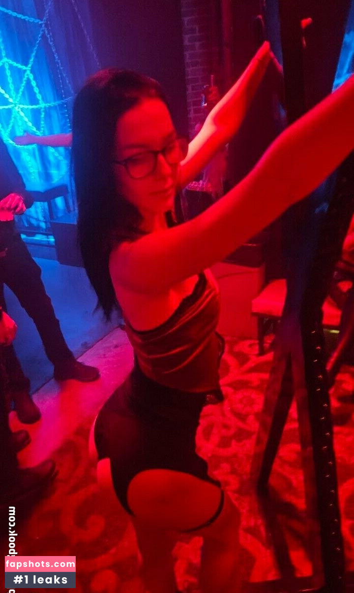 Briannaficial gallery photo #16