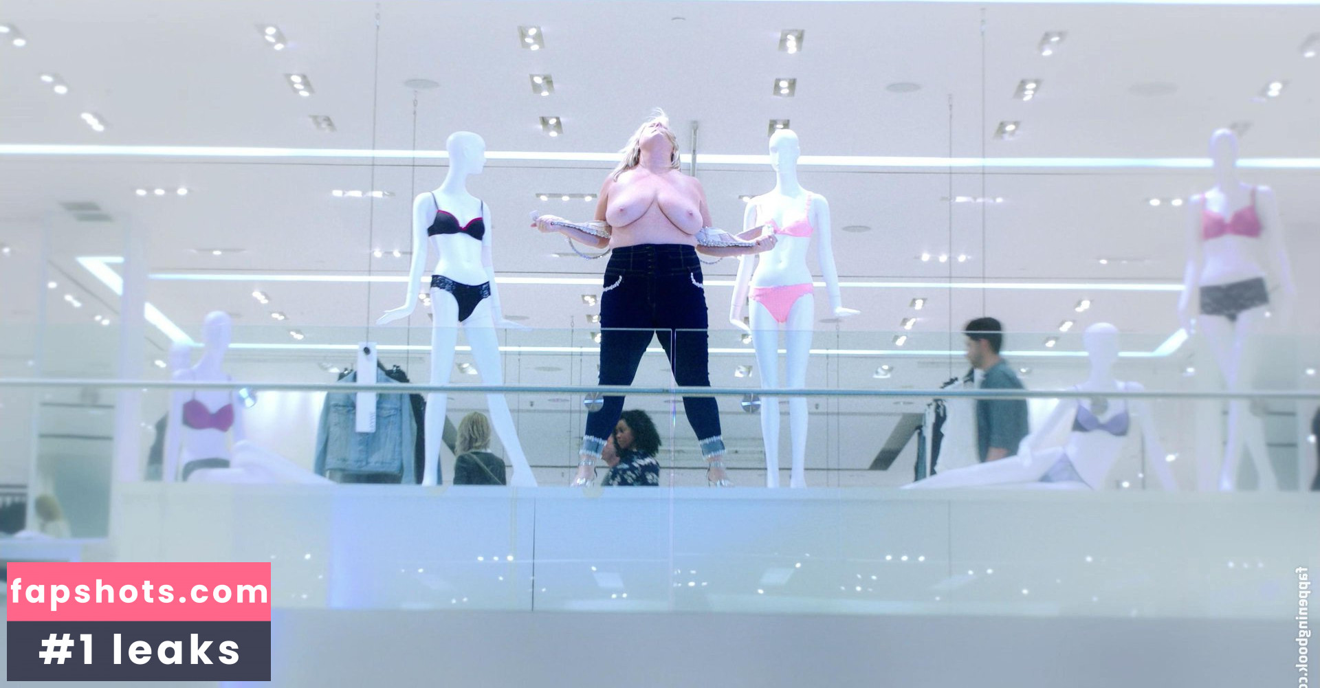 Bridget Everett gallery photo #12