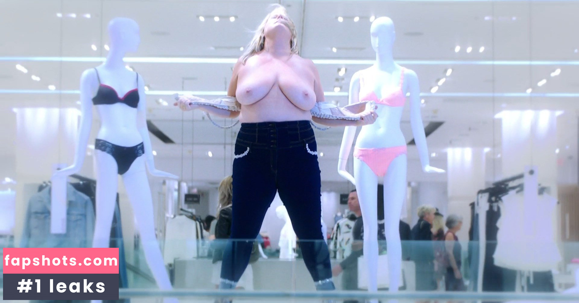 Bridget Everett gallery photo #6