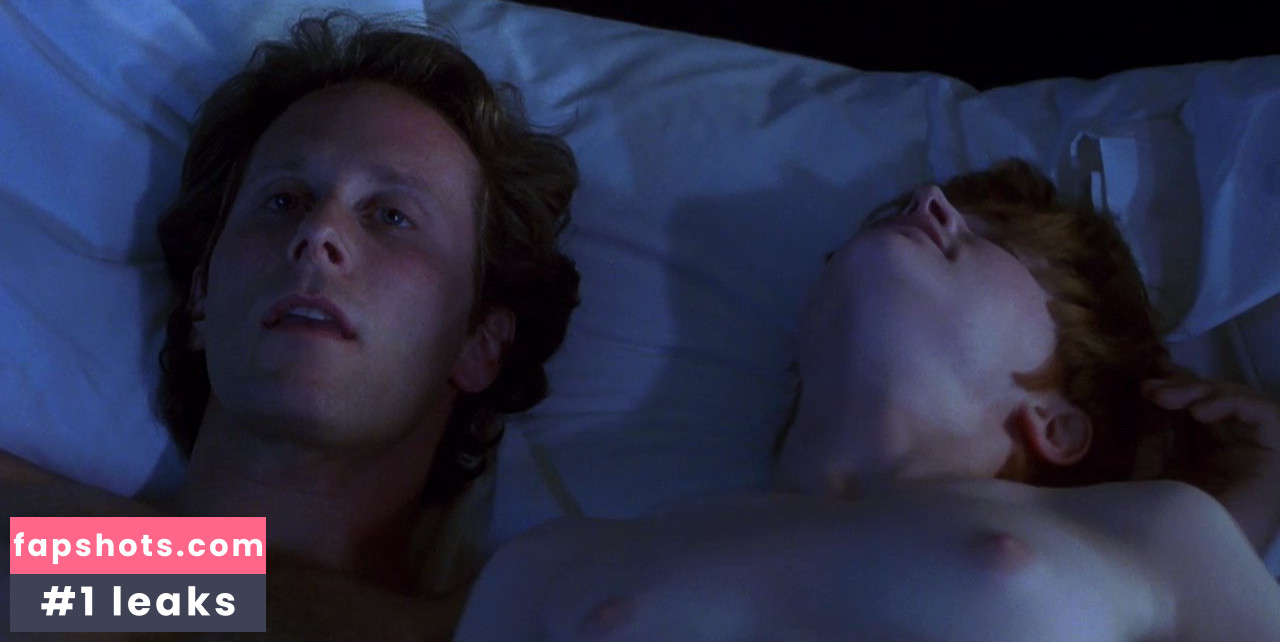 Bridget Fonda gallery photo #3