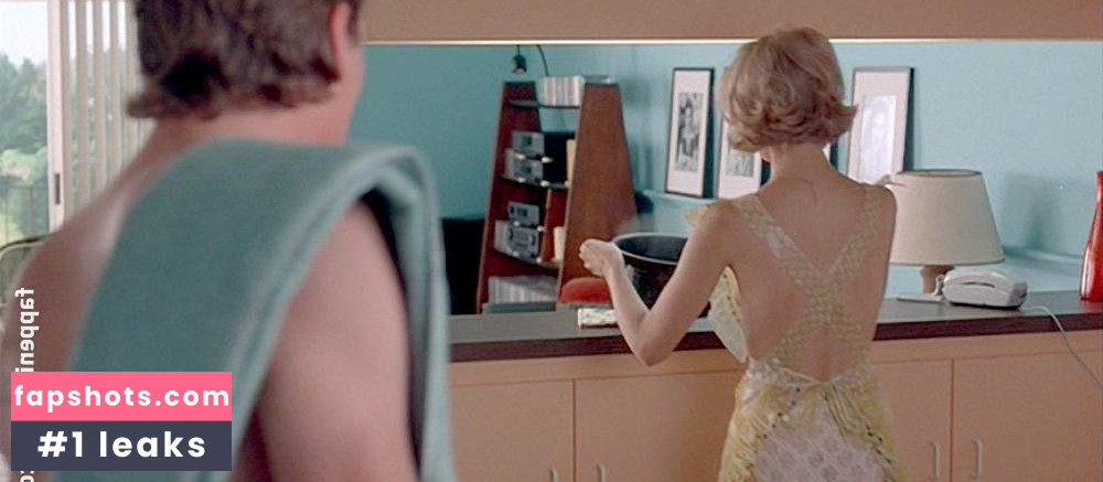 Bridget Fonda gallery photo #5