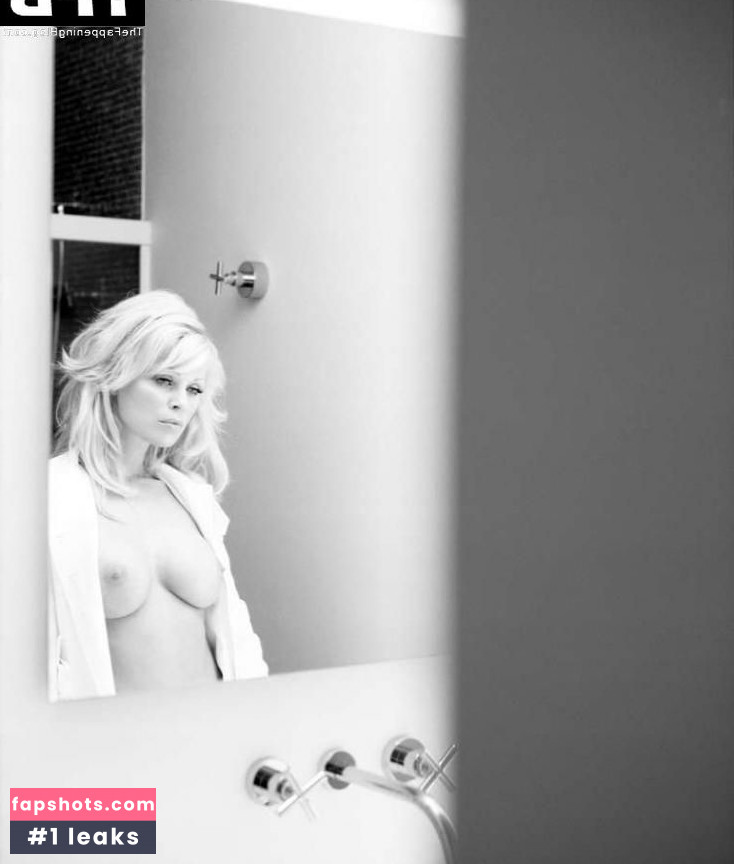 Bridget Maasland gallery photo #9