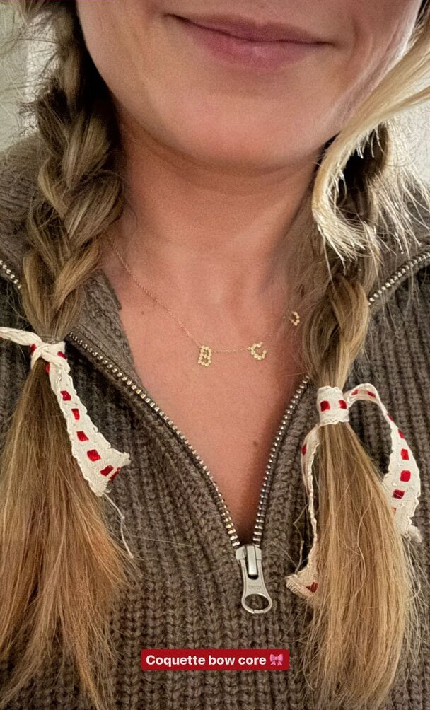 brie-larson-1 gallery photo #1009