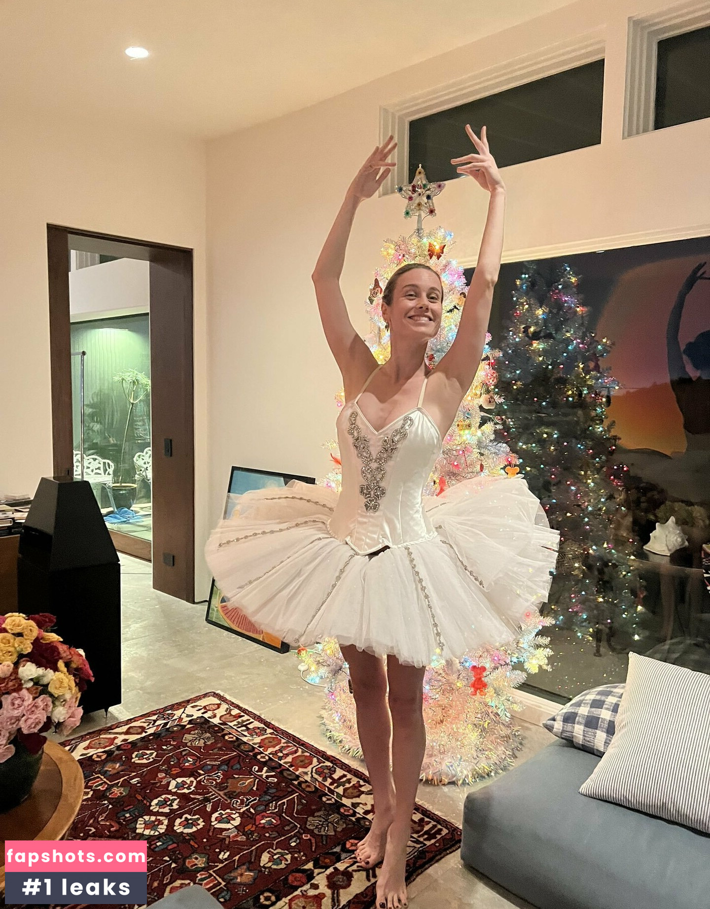 Brie Larson Nude Leaks OnlyFans Photos #36 - Fapshots