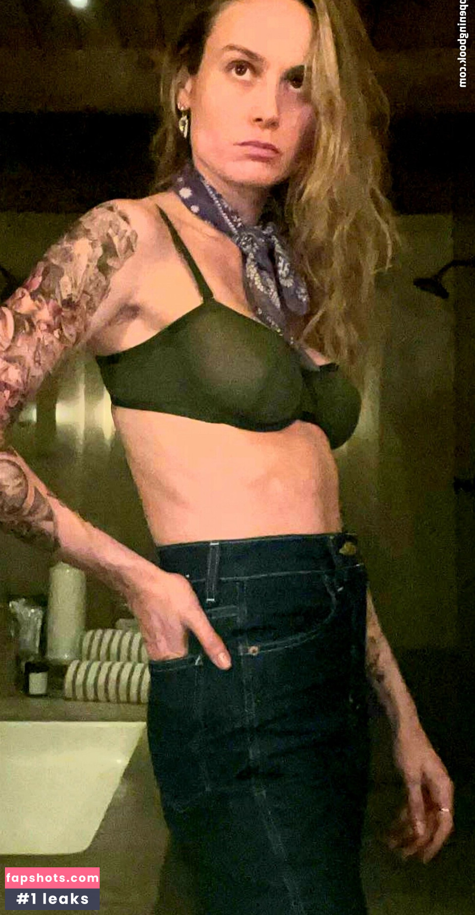 Brie Larson Nude Leaks OnlyFans Photos #357 - LeakJerk