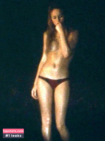 Brie Larson Nude Leaks OnlyFans Photos #389 - LeakJerk