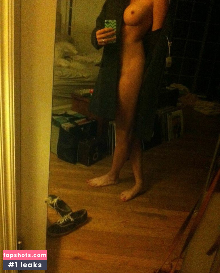 Brie Larson Nude Leaks OnlyFans Photos #394 - LeakJerk