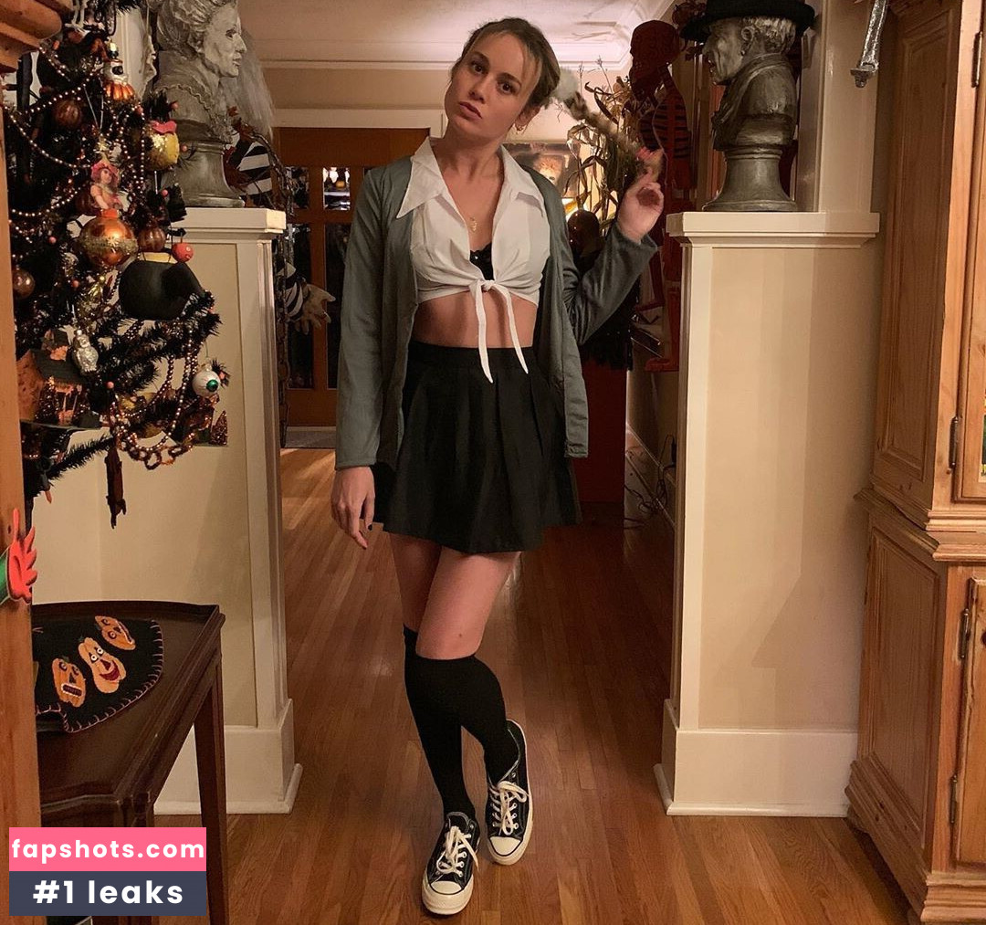 Brie Larson Nude Leaks OnlyFans Photos #398 - LeakJerk