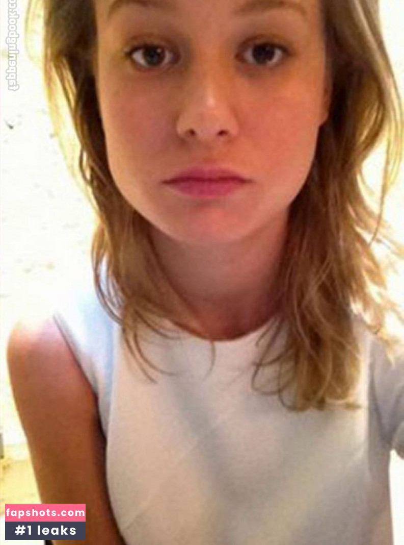Brie Larson Nude Leaks OnlyFans Photos #435 - LeakJerk