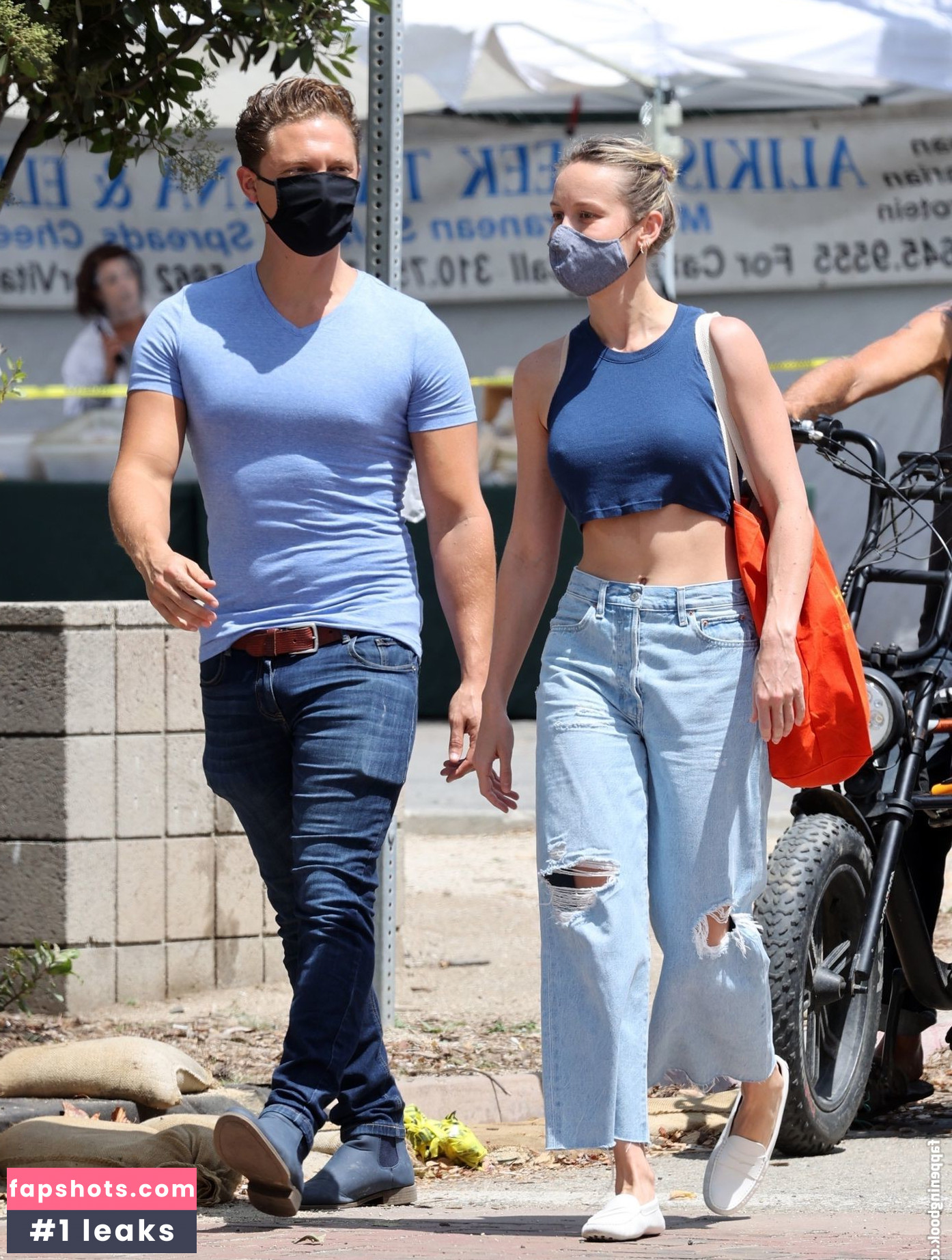 Brie Larson Nude Leaks OnlyFans Photos #502 - LeakJerk