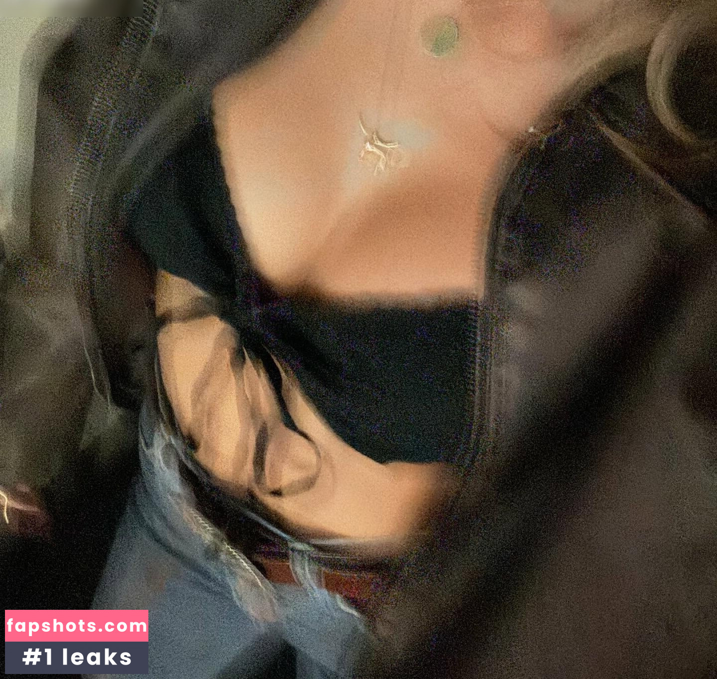 BrieWallz gallery photo #11