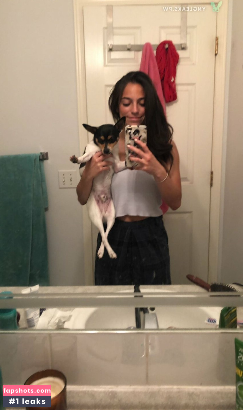 Brigit Sinaga gallery photo #8