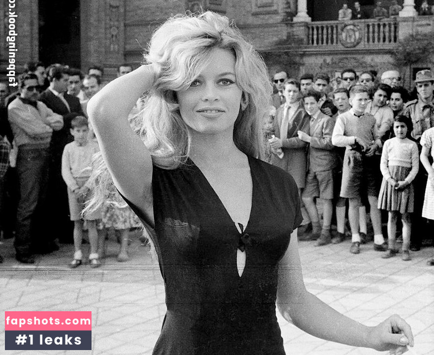 Brigitte Bardot gallery photo #21