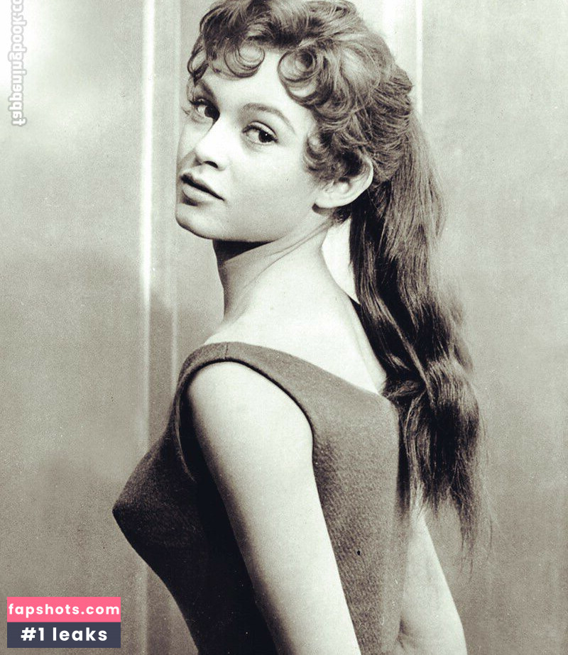 Brigitte Bardot gallery photo #30
