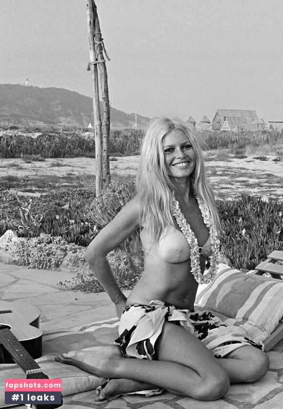 Brigitte Bardot gallery photo #6