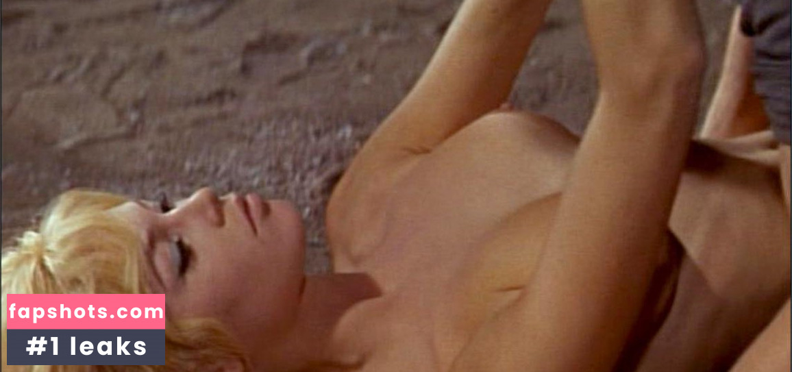 Brigitte Bardot gallery photo #61