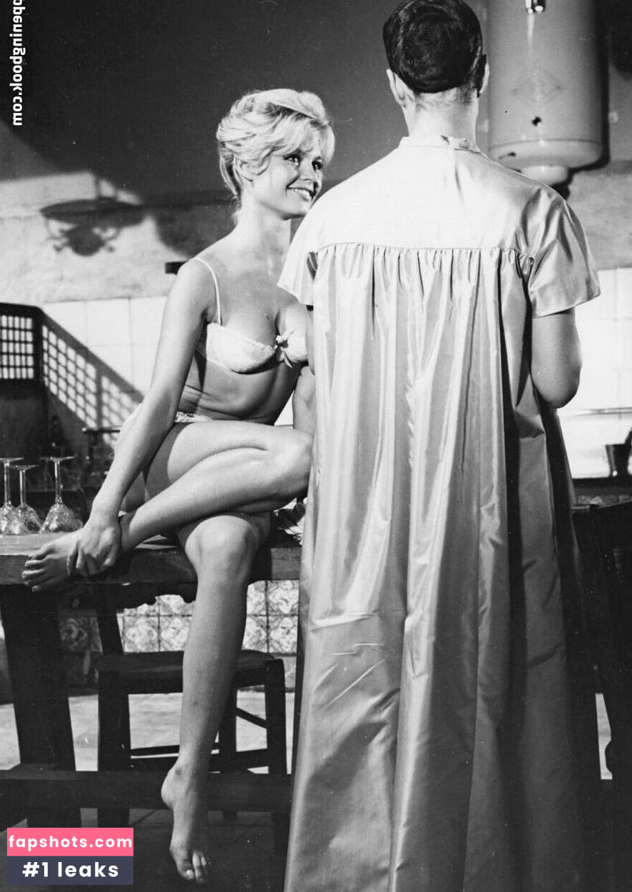 Brigitte Bardot gallery photo #9