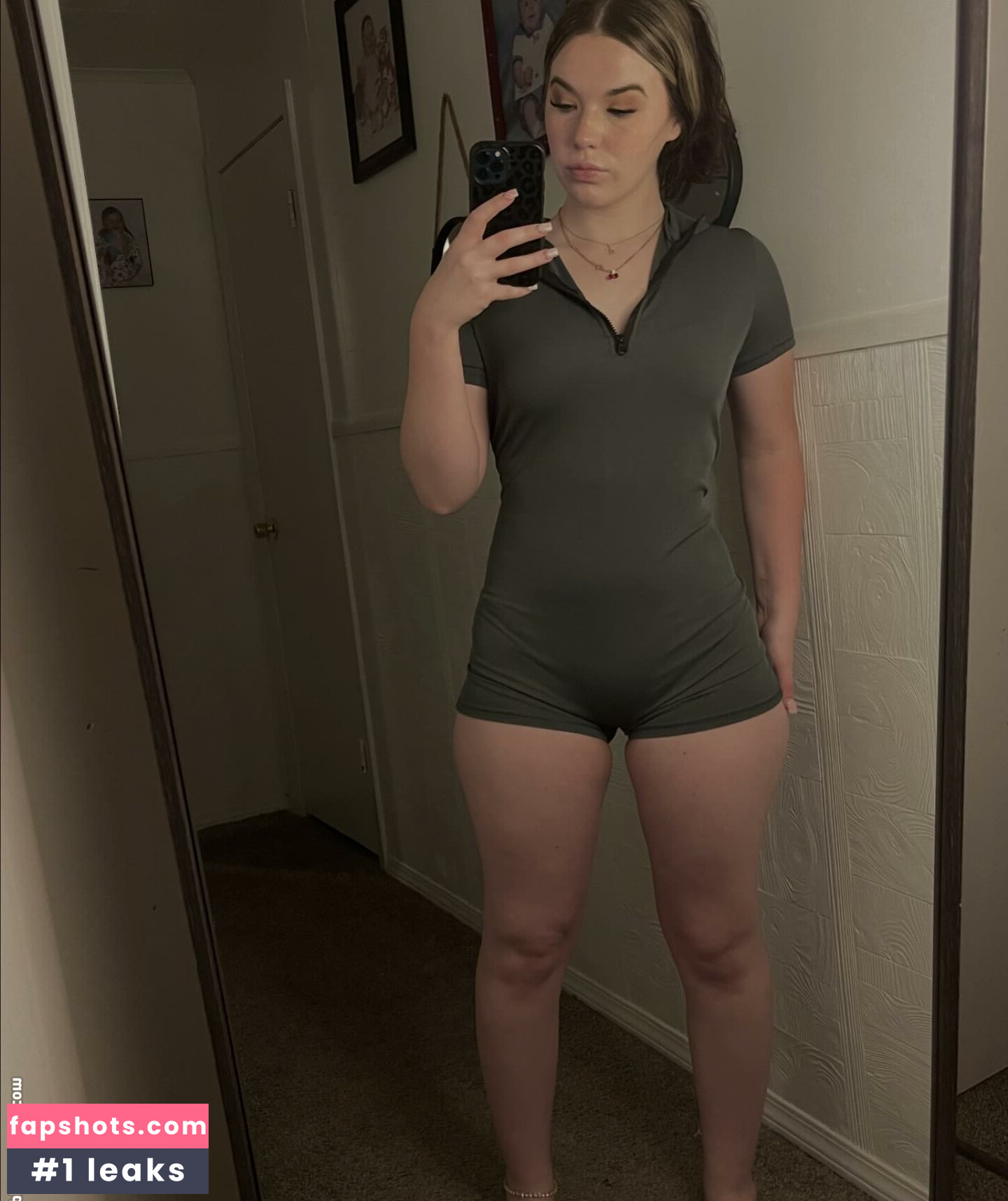 _briizzo_ nude babe gallery