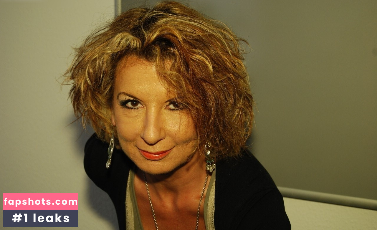 Brilliant Paula gallery photo #184