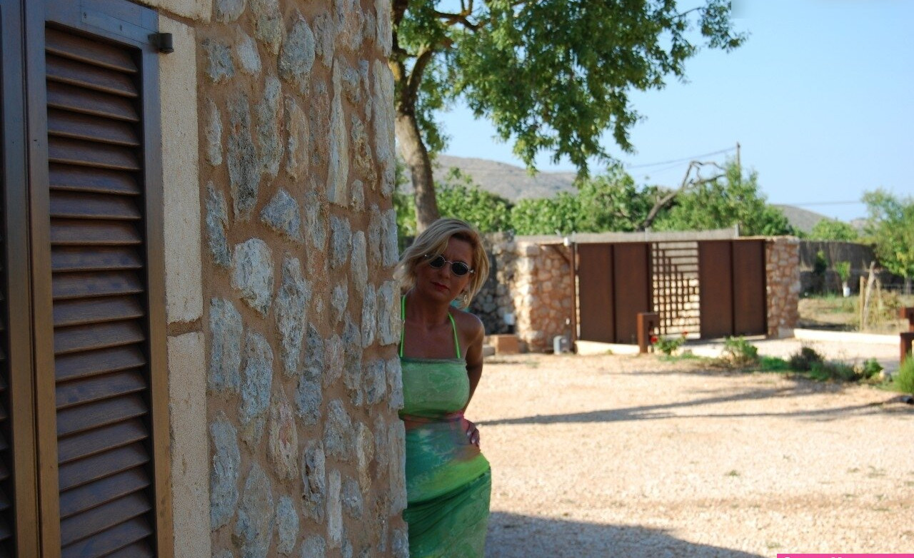 brilliant-paula gallery photo #1473